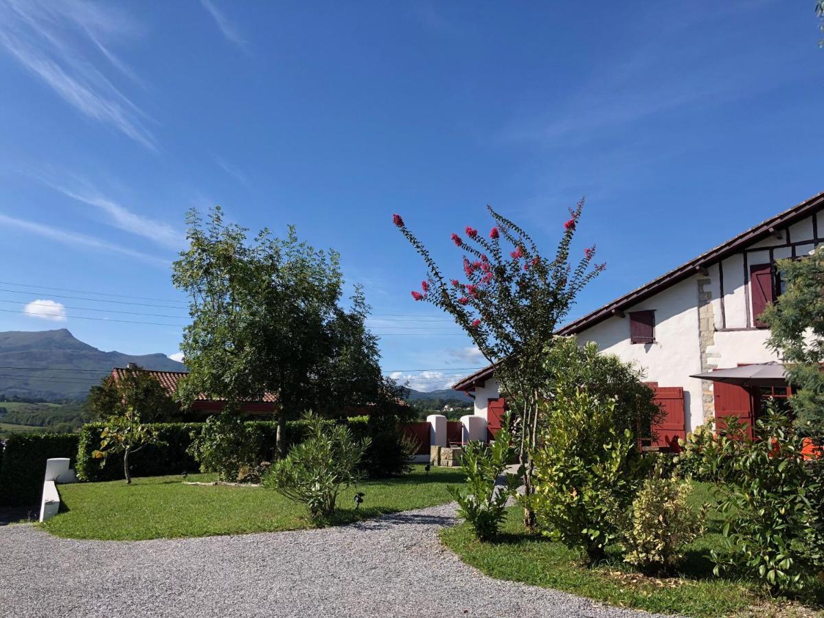 La Ferme D'Ika Bed and Breakfast Saint-Jean-de-Luz Εξωτερικό φωτογραφία
